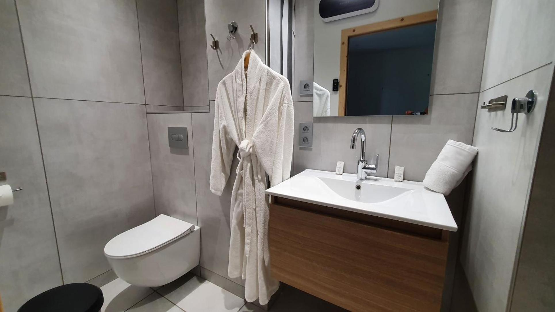 Gîte&Spa le Clos de Mon Père Rochefort  Esterno foto